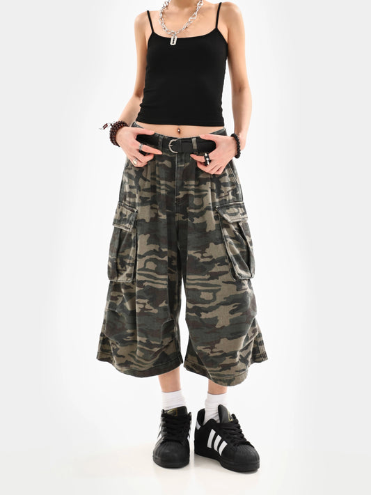 Camouflage Unisex Loose Cargo Capri Shorts